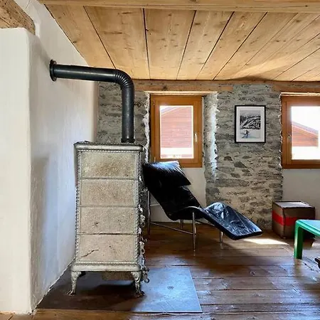 Vakantiehuis Maison Alphonse De Melie, Avec Cachet. *