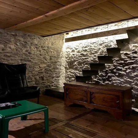 Maison Alphonse De Melie, Avec Cachet.